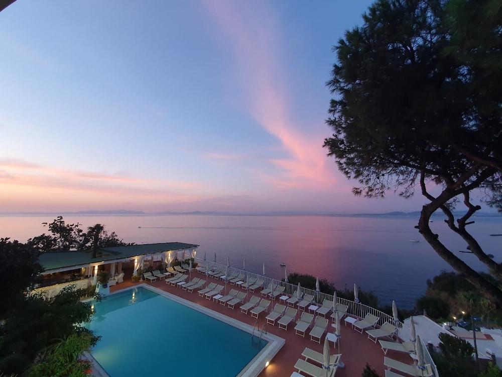 Le Querce Resort Sea Thermae & Spa Искья Экстерьер фото