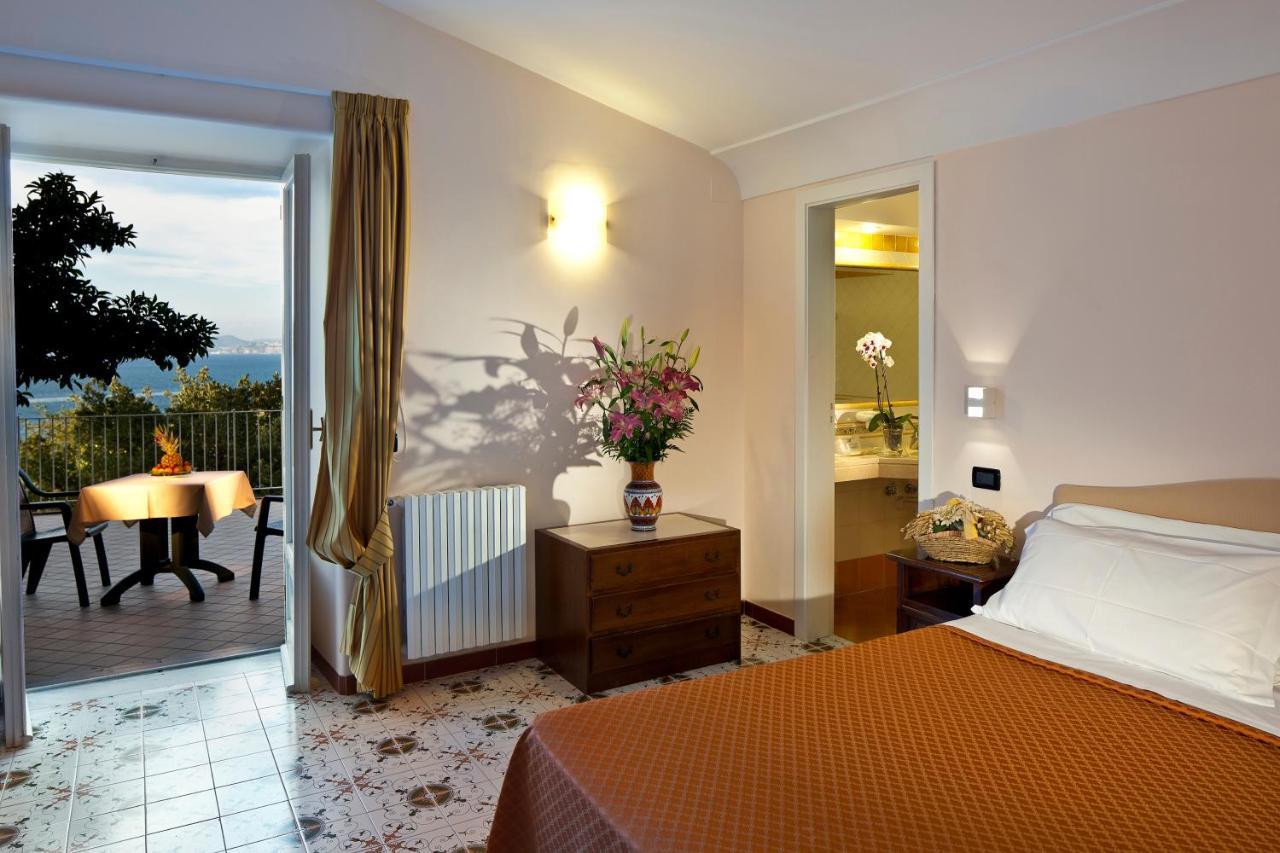 Le Querce Resort Sea Thermae & Spa Искья Экстерьер фото